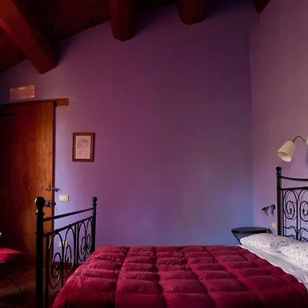 Agriturismo Il Moro Degli Alpaca Alloggio per agriturismo Filottrano